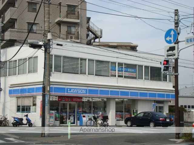 コンビニ　ローソン（コンビニ）まで110m