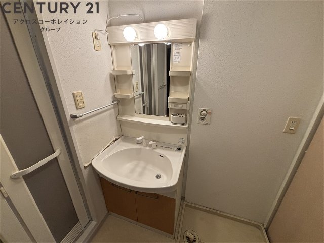 洗面設備　洗髪洗面化粧台付き♪