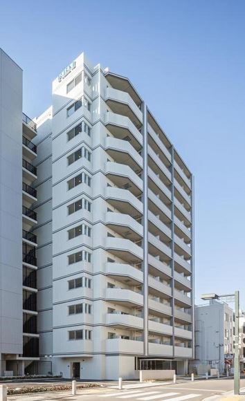 建物外観　★高級感のある重厚感な外観★