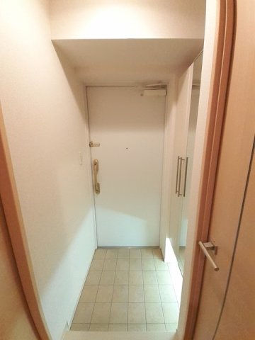 玄関　明るい玄関です