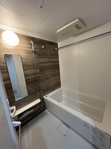 バス・シャワールーム　※別の階の写真となります。現状優先。