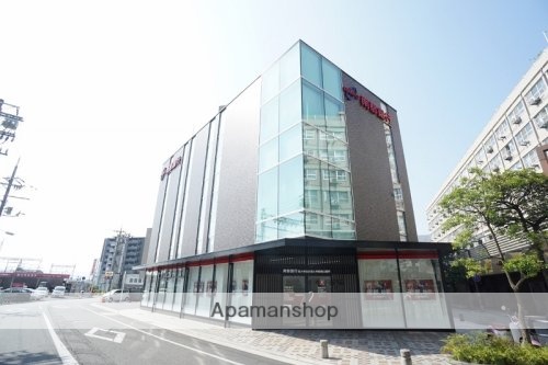 銀行　南都銀行西大寺駅南出張所（銀行）まで187m