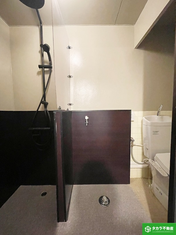 バス・シャワールーム　写真は２１１号