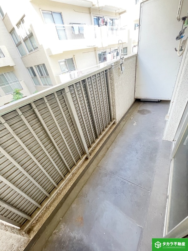 バルコニー　写真は２１１号