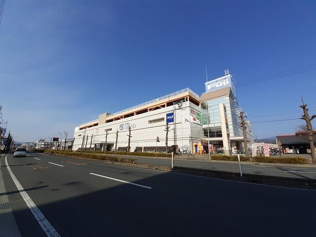 ショッピングセンター　フジグラン高知（ショッピングセンター）まで400m