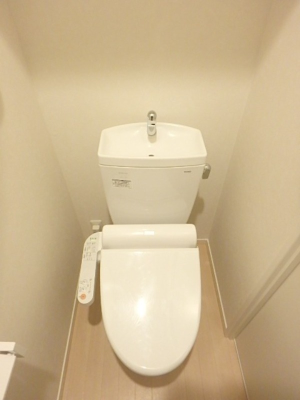 トイレ　図面と現状に相違がある場合には現状を優先