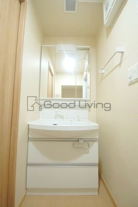 洗面設備　身だしなみもバッチリ