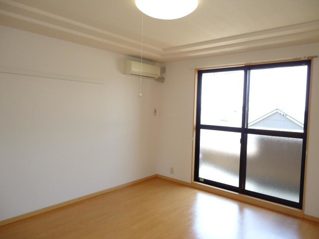 居室・リビング　同物件別部屋のお写真です※現況優先