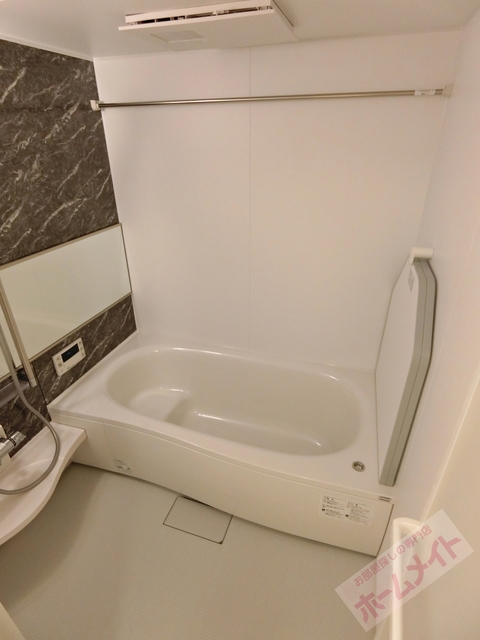 バス・シャワールーム　追い焚き付で寒い日も温まります♪