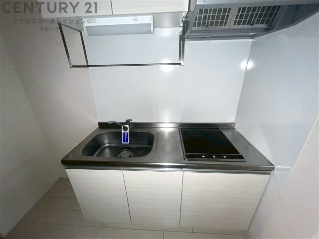 キッチン　壁付けキッチンでスペースを最大限有効活用できます！