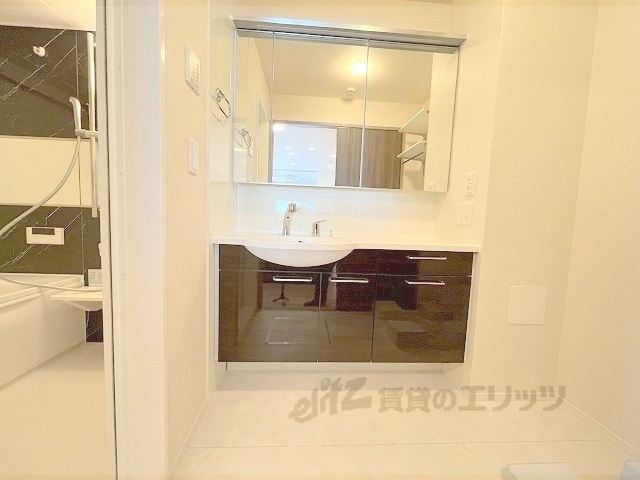 洗面設備　独立洗面台