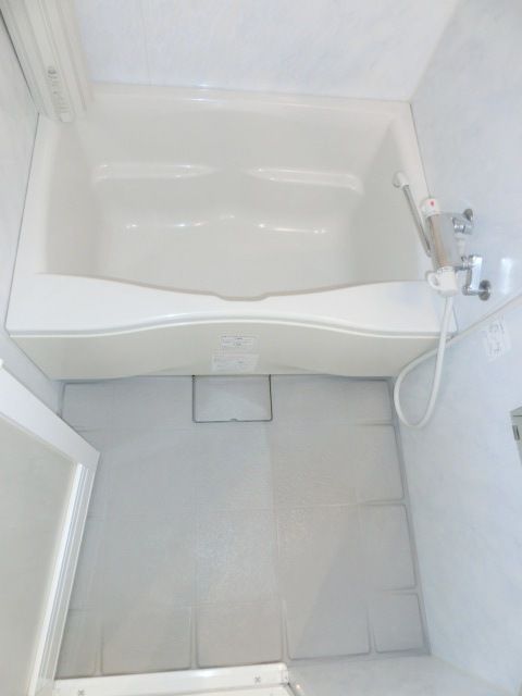 バス・シャワールーム　バス