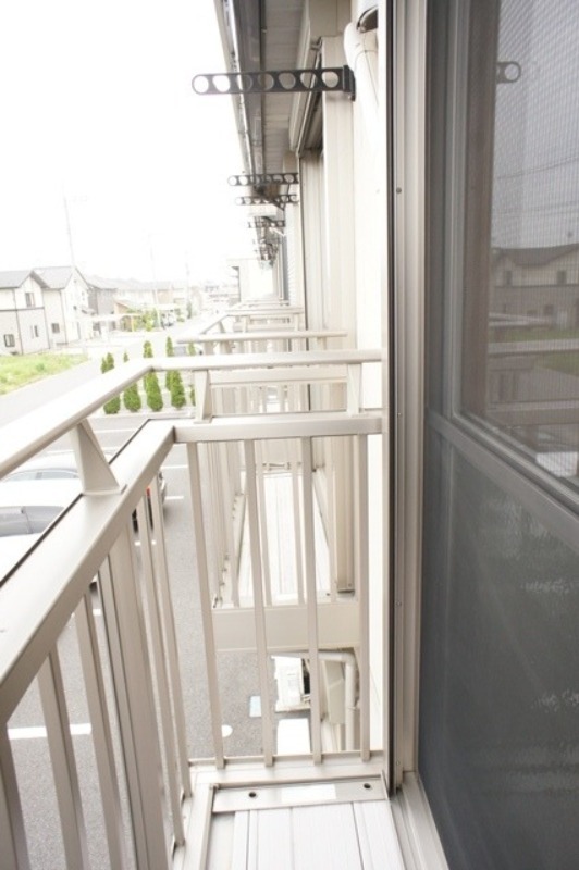 バルコニー　図面と現状に相違がある場合には現状を優先