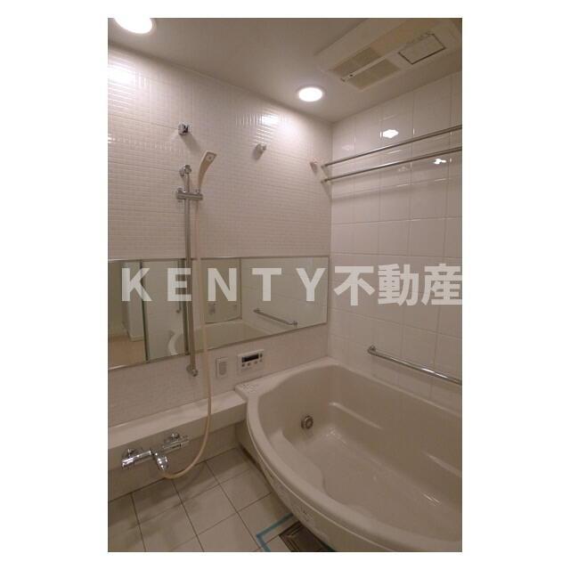 バス・シャワールーム　日々の疲れを癒すお風呂付です