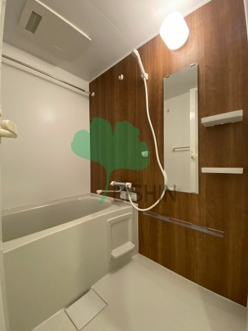 バス・シャワールーム　清潔感のある浴室です！