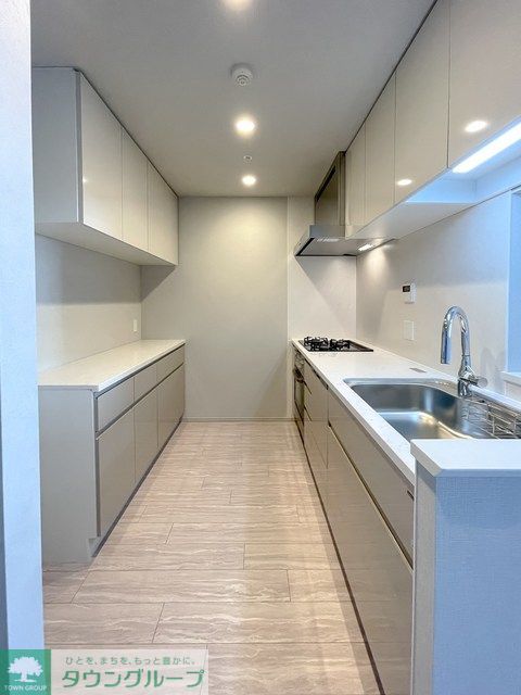 キッチン　※写真は同タイプ住戸です。