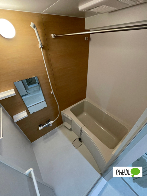 バス・シャワールーム　同物件別部屋