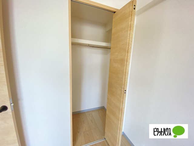 収納　同物件別部屋