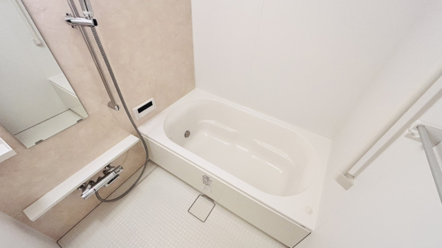 バス・シャワールーム　バス