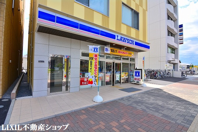 コンビニ　ローソン　レイクタウン南口店（コンビニ）まで932m