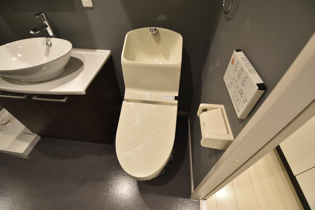 トイレ　シャワー付トイレ