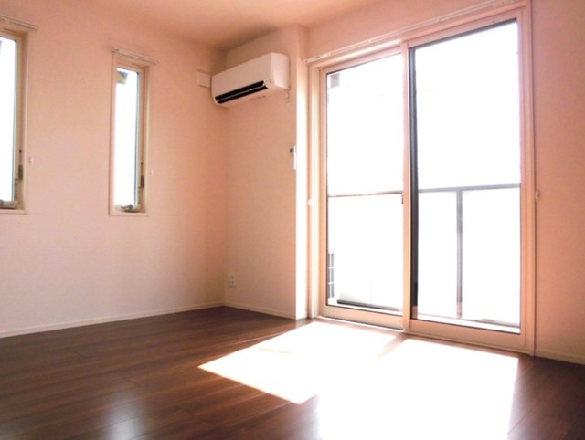 居室・リビング　※同仕様タイプ