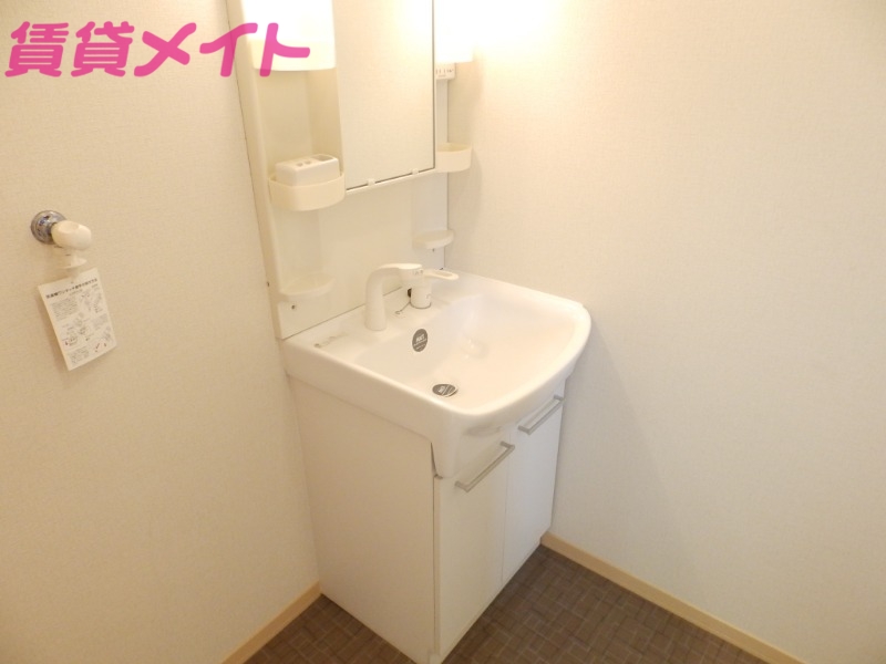 洗面設備　同タイプの画像です