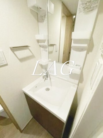 洗面設備　独立洗面台です。