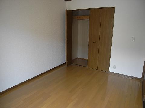 KamikenAPの居間写真