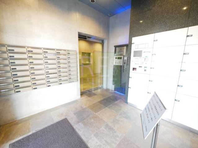 エントランス　リライフ浅草店