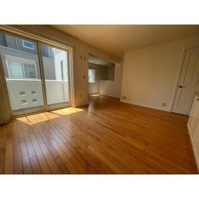 居室・リビング　※別部屋参考写真