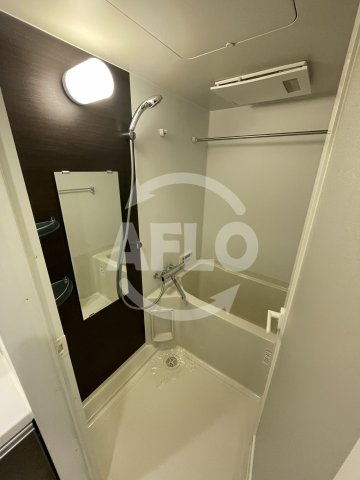 バス・シャワールーム　ハビテ靭センターコート　浴室