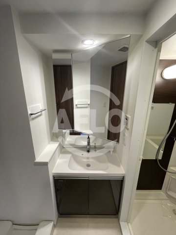 洗面設備　ハビテ靭センターコート　独立洗面台