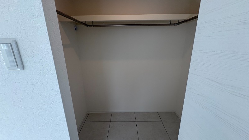 収納　クローゼット