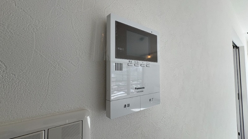 セキュリティ　モニター付きインターホン