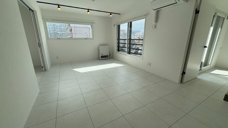 居室・リビング　広々リビング