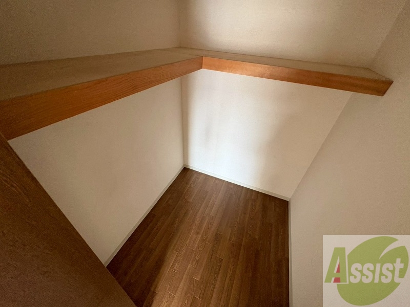 収納　収納もバッチリあるのでお部屋が片付きますよ！