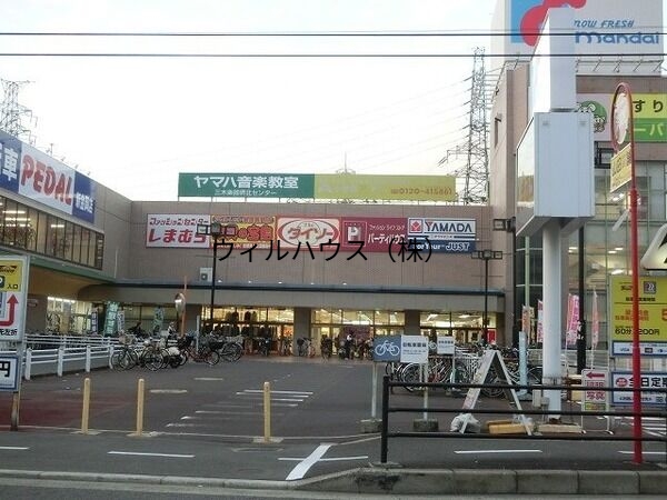 スーパー　万代金岡店（スーパー）まで862m