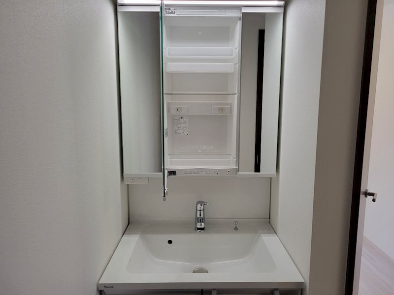 洗面設備　別部屋参考写真