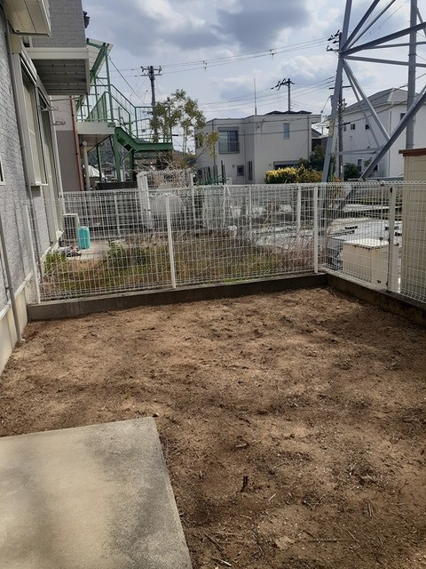 バルコニー　専用庭