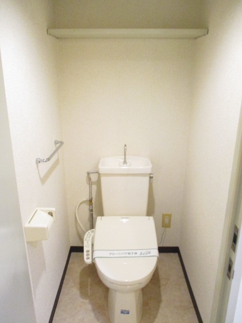 トイレ　※同アパートのものを使用しております