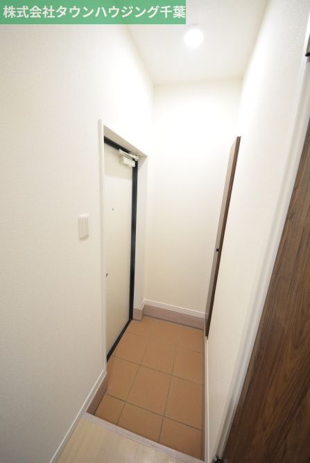玄関　同型モデル参考写真です。現地待ち合わせ歓迎♪お問合せはタウ…