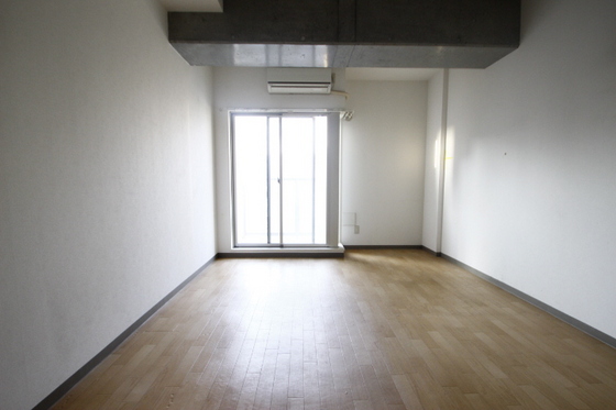 居室・リビング　※別部屋の写真です