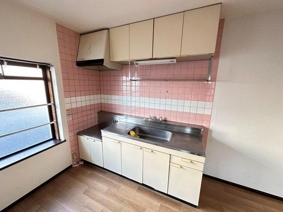 キッチン　※別部屋の写真です