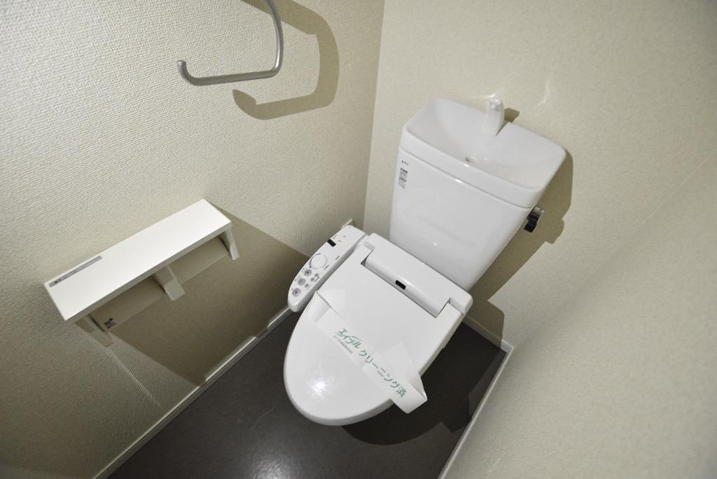 トイレ　シャワー付トイレ