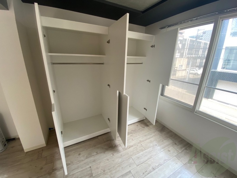 収納　収納もバッチリあるのでお部屋が片付きますよ！