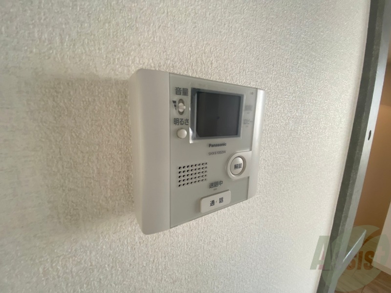 セキュリティ　インターホンは通話ができるので急な訪問があっても安心です。