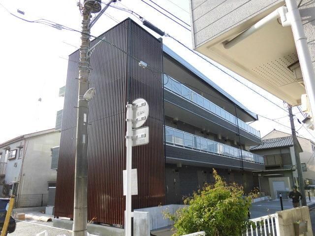 建物外観　おしゃれな外観