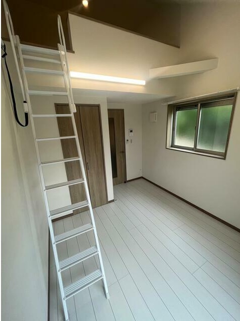 居室・リビング　開放感のあるゆったりとしたお部屋です♪