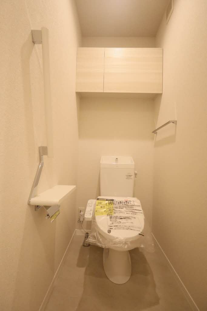 トイレ　同物件参考資料